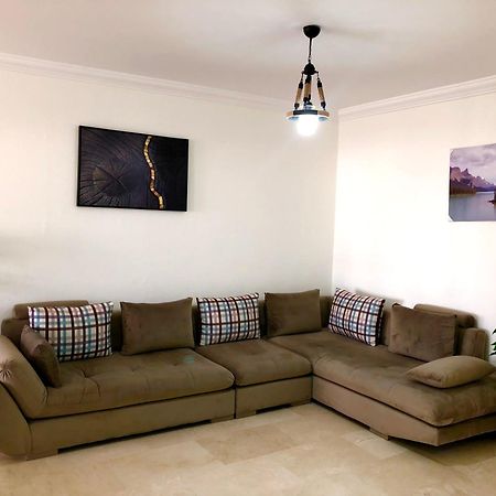 Appartement A Malabata En Face Centre Commercial Megarama & La Gare De Tgv M2 Tangier Exterior photo
