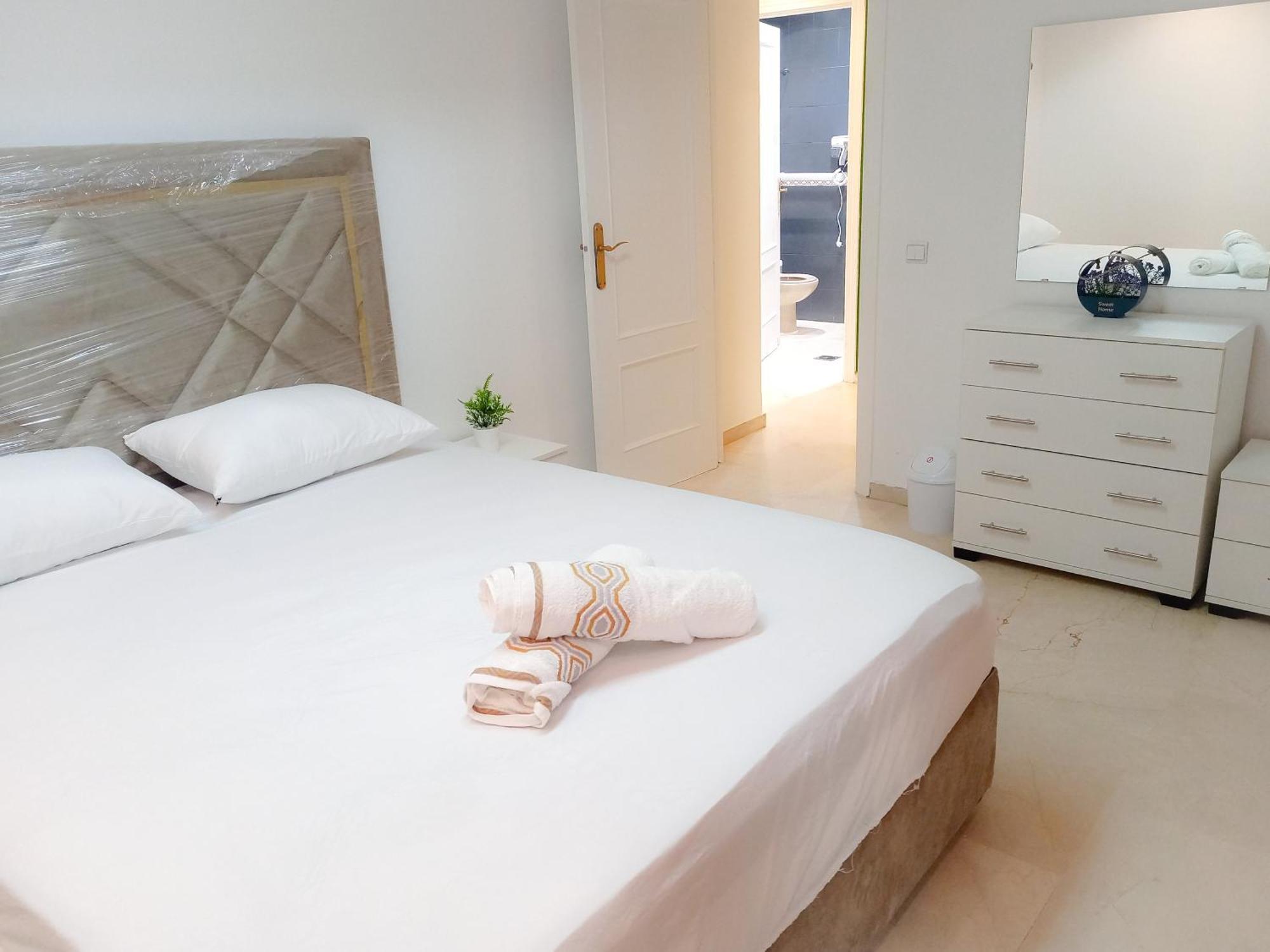 Appartement A Malabata En Face Centre Commercial Megarama & La Gare De Tgv M2 Tangier Exterior photo