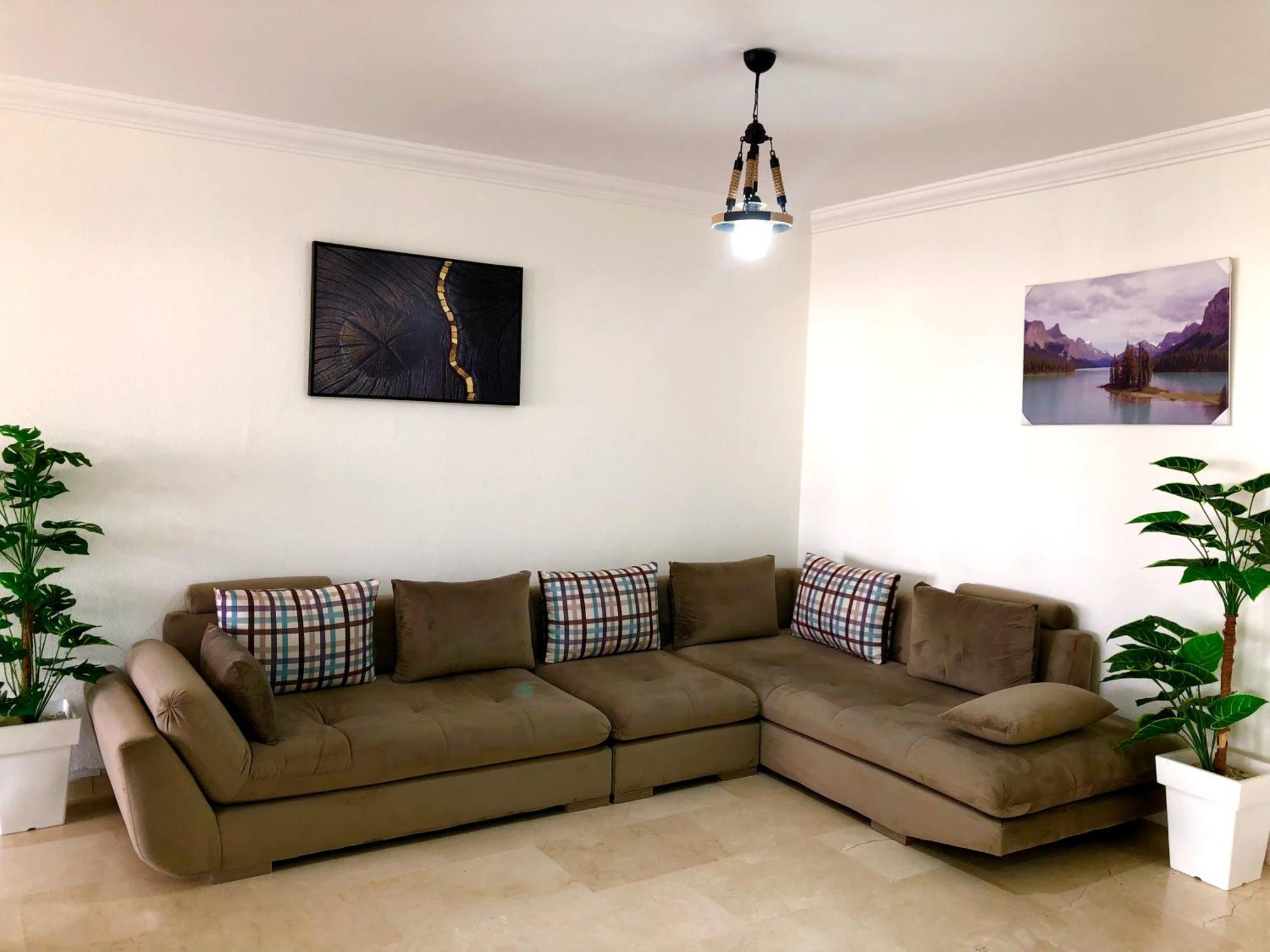 Appartement A Malabata En Face Centre Commercial Megarama & La Gare De Tgv M2 Tangier Exterior photo