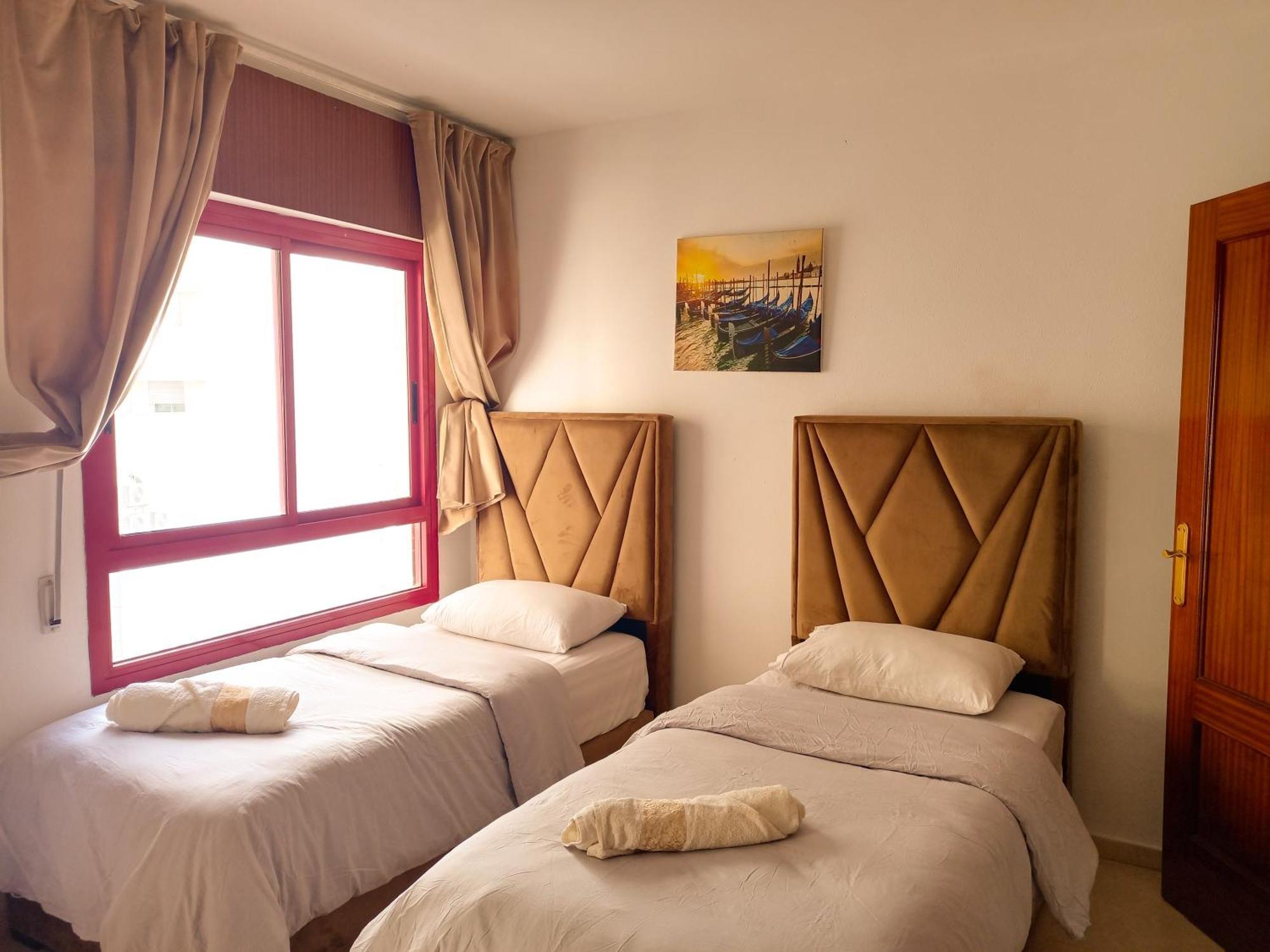 Appartement A Malabata En Face Centre Commercial Megarama & La Gare De Tgv M2 Tangier Exterior photo