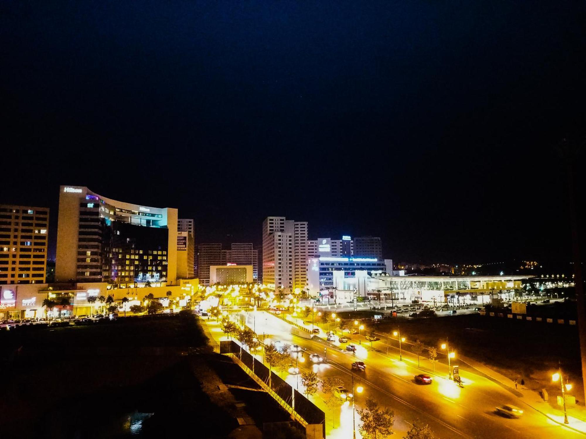 Appartement A Malabata En Face Centre Commercial Megarama & La Gare De Tgv M2 Tangier Exterior photo
